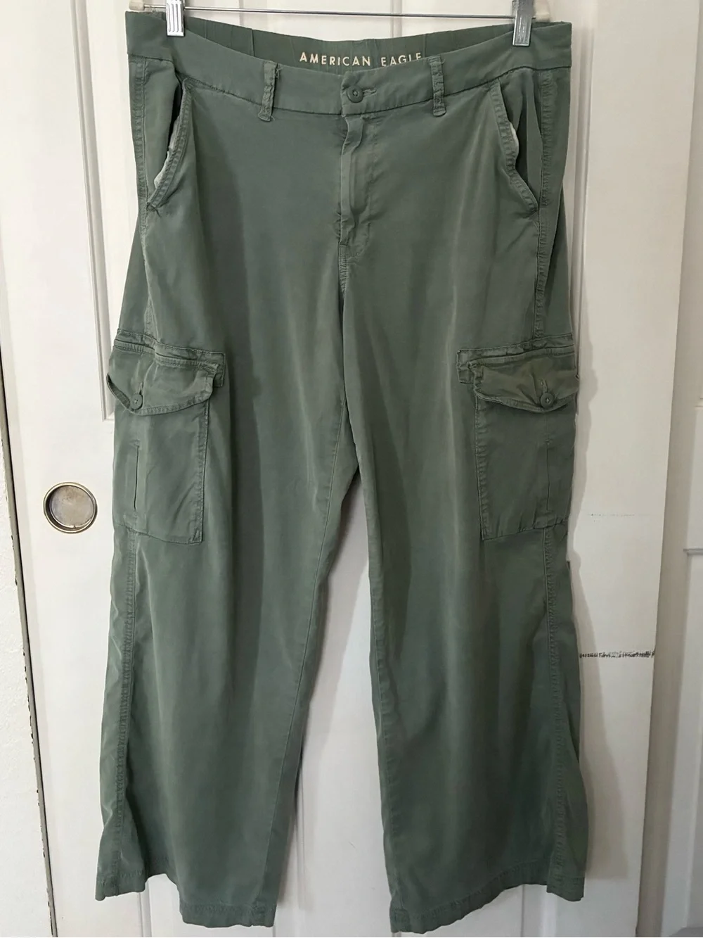 American Eagle Green Cargo Mid Rise Baggy Wide Leg Pants Y2K skater Gorpcore